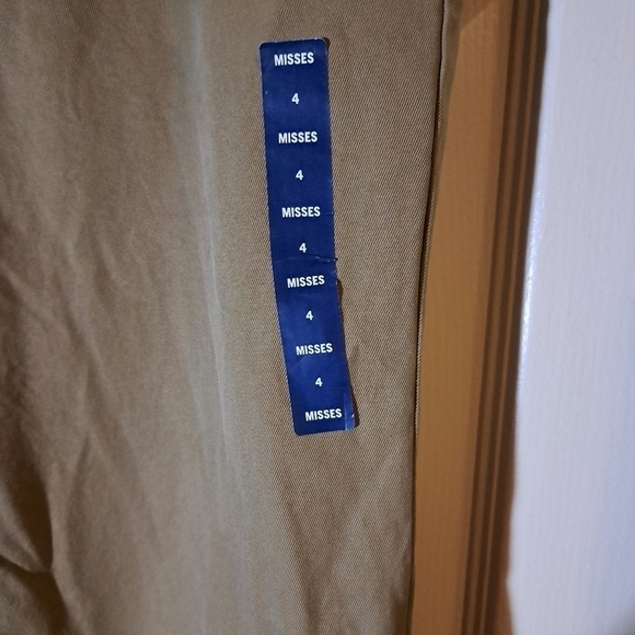 Lands End NWT size 4 pants - Picture 2 of 7